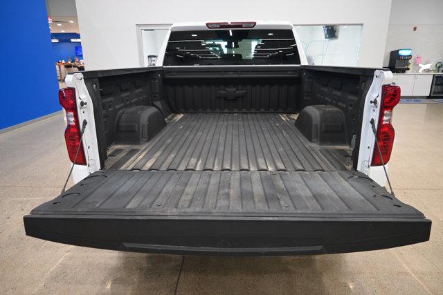 2022 Chevrolet Silverado 1500 4WD Double Cab Standard Bed Custom
