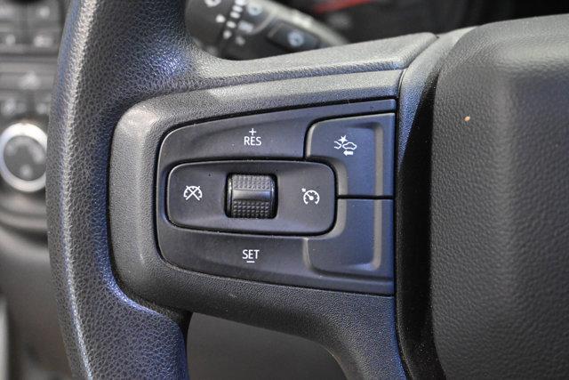2022 Chevrolet Silverado 1500 4WD Double Cab Standard Bed Custom