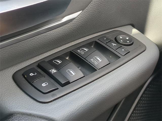2022 RAM 1500 Big Horn Crew Cab 4x2 57 Box