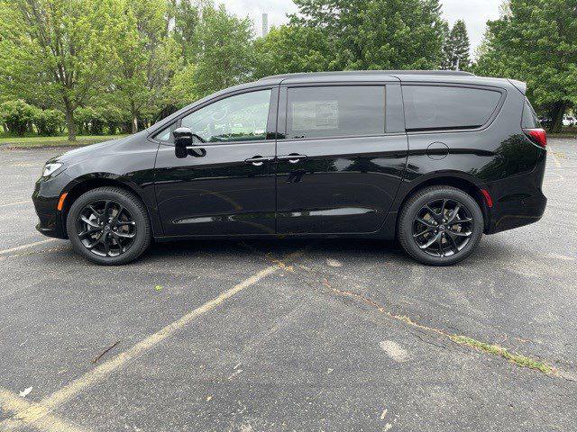 2025 Chrysler Pacifica PACIFICA LIMITED AWD