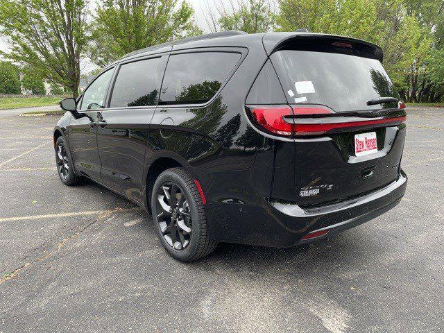 2025 Chrysler Pacifica PACIFICA LIMITED AWD