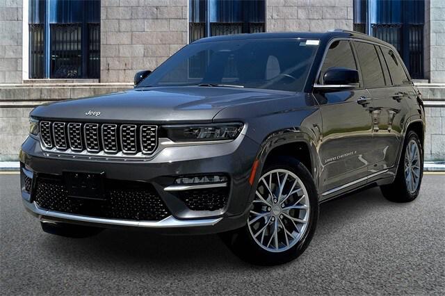 2022 Jeep Grand Cherokee Summit 4x4