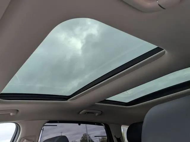 2025 Genesis GV80 2.5T Select AWD