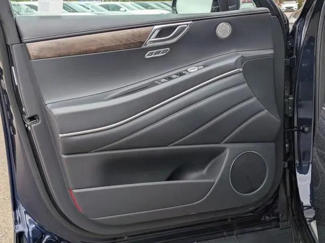 2025 Genesis GV80 2.5T Select AWD