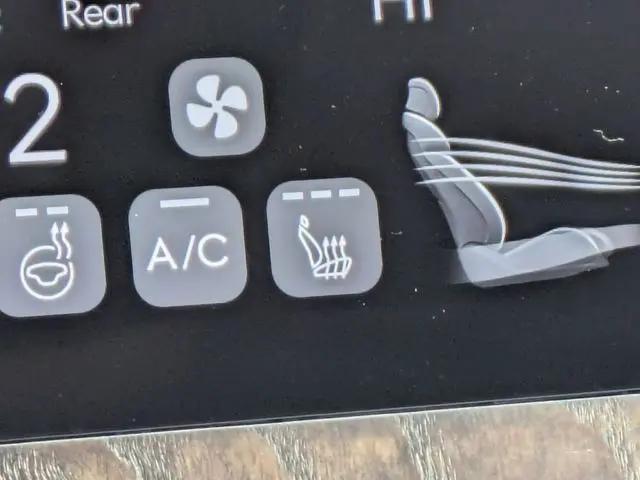 2025 Genesis GV80 2.5T Select AWD