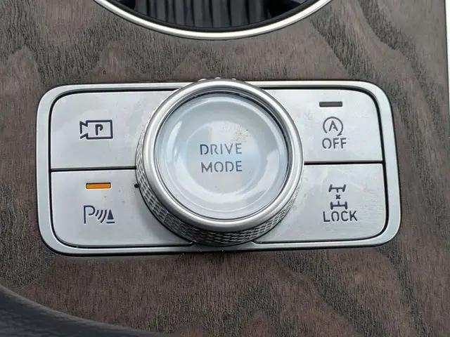 2025 Genesis GV80 2.5T Select AWD