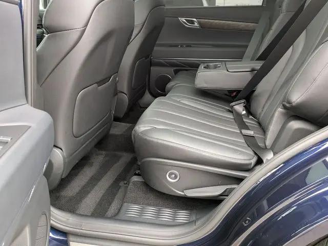 2025 Genesis GV80 2.5T Select AWD