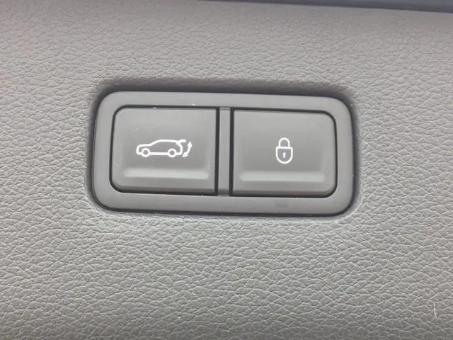 2025 Genesis GV80 2.5T Select AWD