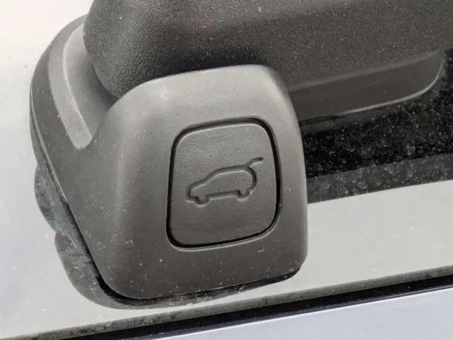 2025 Genesis GV80 2.5T Select AWD