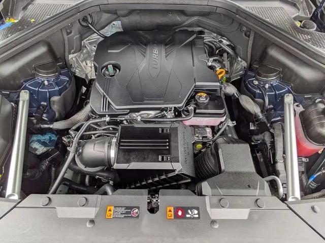 2025 Genesis GV80 2.5T Select AWD
