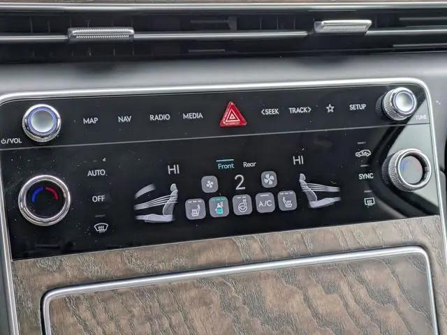 2025 Genesis GV80 2.5T Select AWD