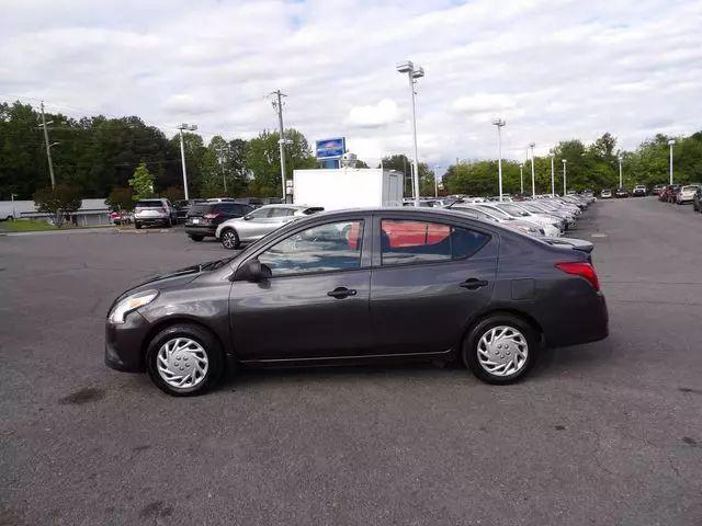 2015 Nissan Versa 1.6 S+