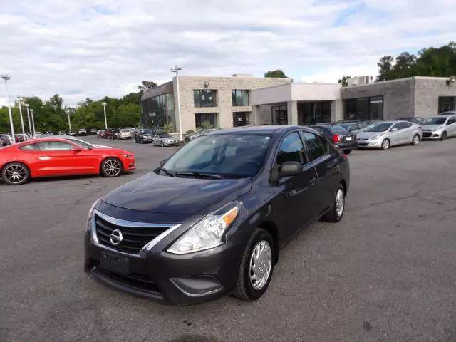 2015 Nissan Versa 1.6 S+