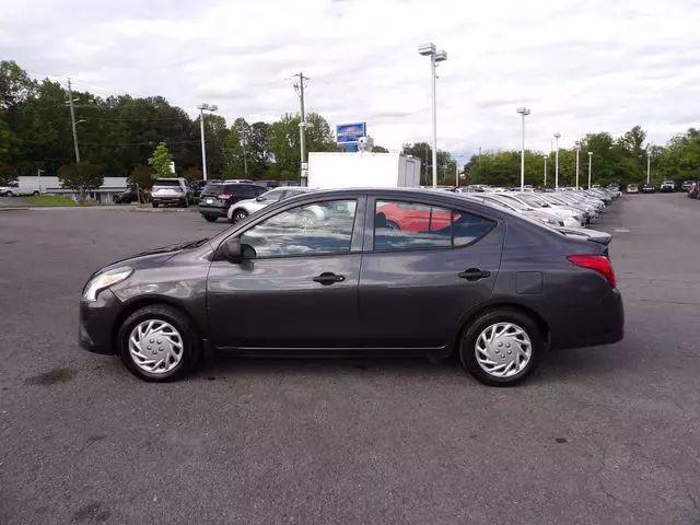 2015 Nissan Versa 1.6 S+
