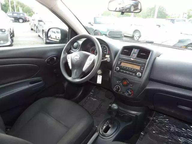2015 Nissan Versa 1.6 S+