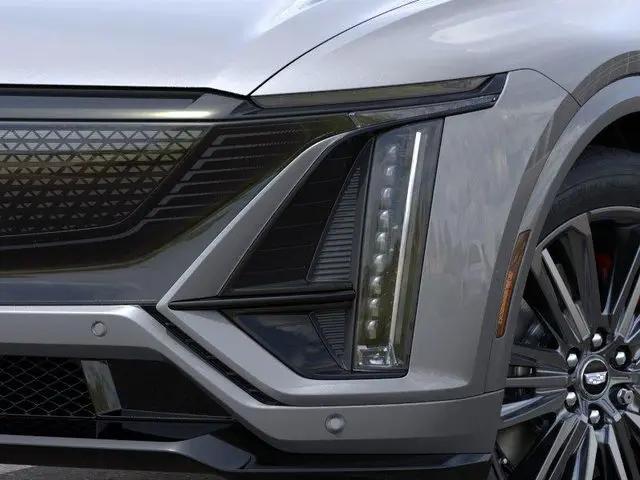 2026 Cadillac iQ V-Series w/1SM