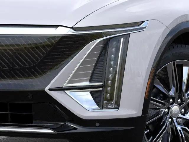 2025 Cadillac iQ Luxury w/1SE