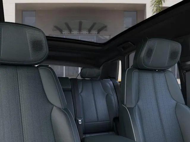 2025 Cadillac iQ Luxury w/1SE