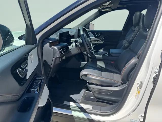 2025 Lincoln Aviator Black Label