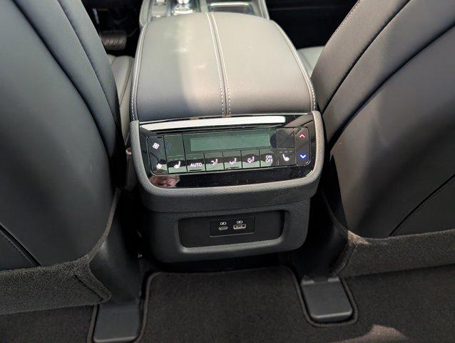 2025 INFINITI QX60 LUXE AWD