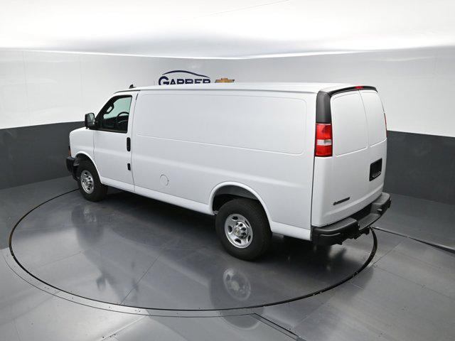 2025 Chevrolet Express Cargo Van RWD 2500 Regular Wheelbase WT