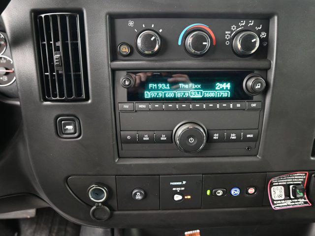 2025 Chevrolet Express Cargo Van RWD 2500 Regular Wheelbase WT