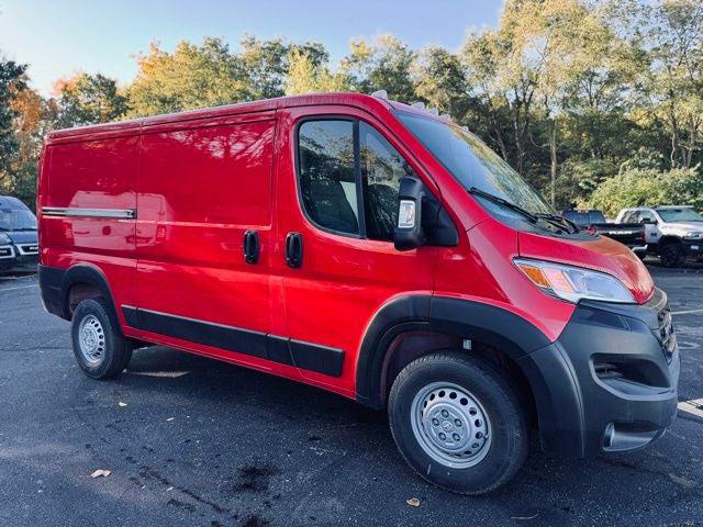 2025 RAM Ram ProMaster RAM PROMASTER 1500 TRADESMAN CARGO VAN LOW ROOF 136 WB