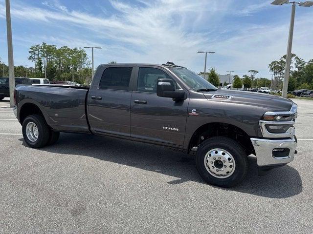 2025 RAM Ram 3500 RAM 3500 BIG HORN CREW CAB 4X4 8 BOX