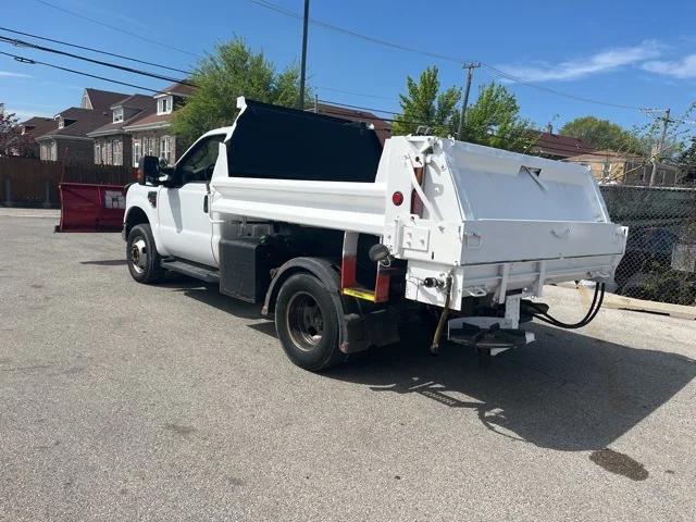2009 Ford F-350 Chassis XL