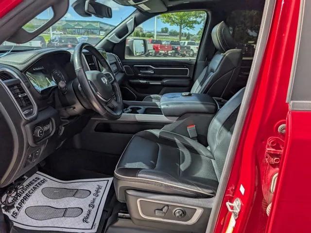 2020 RAM 1500 Laramie Crew Cab 4x4 57 Box