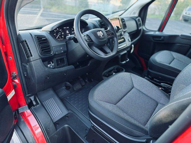 2025 Ram ProMaster Cargo Van Tradesman Low Roof 136" WB w/Pass Seat
