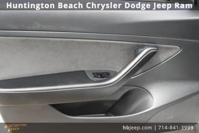 2021 Tesla Model 3 Standard Range Plus Rear-Wheel Drive