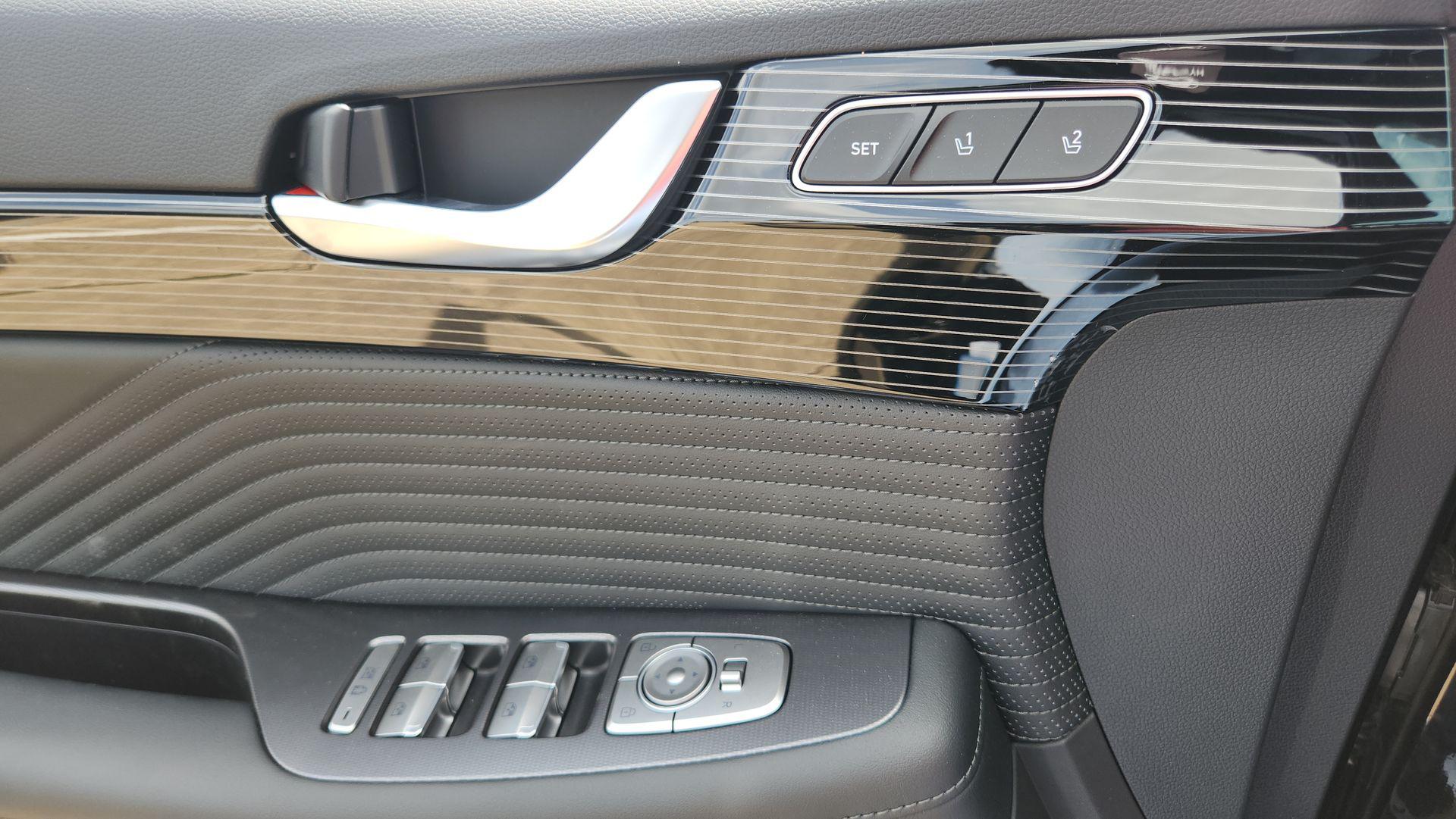 2025 Hyundai Palisade Calligraphy Night Edition - Photo 24