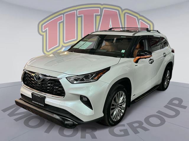 2023 Toyota Highlander Platinum [16]