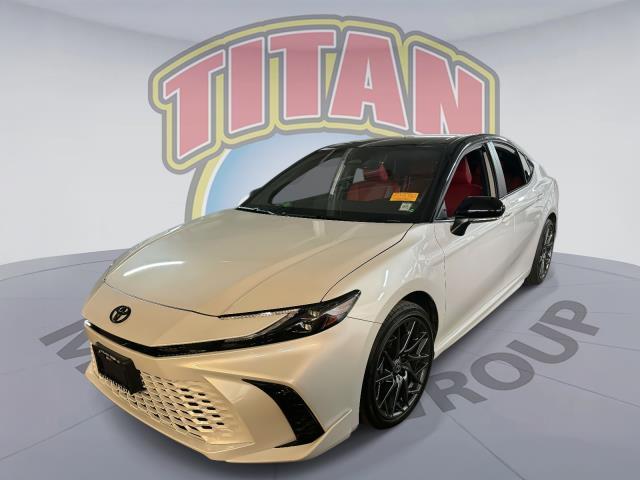 2025 Toyota Camry LE [13]
