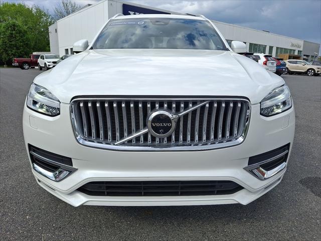 2025 Volvo XC90 Plug-In Hybrid T8 Plus 7-Seater