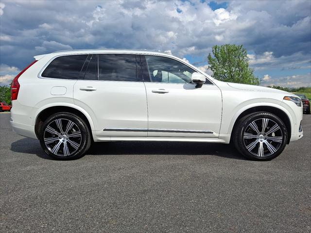 2025 Volvo XC90 Plug-In Hybrid T8 Plus 7-Seater