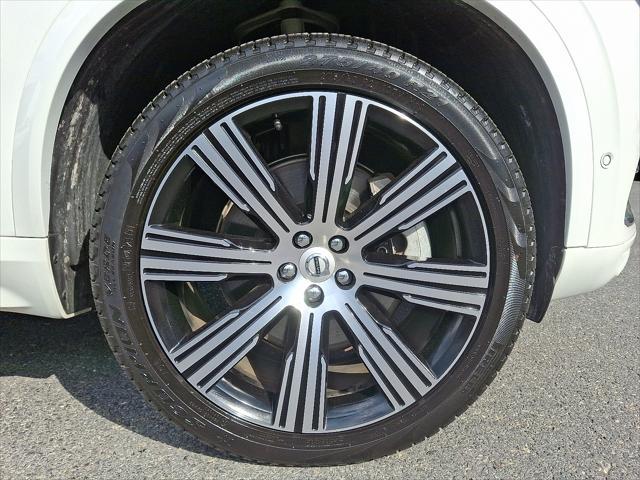 2025 Volvo XC90 Plug-In Hybrid T8 Plus 7-Seater