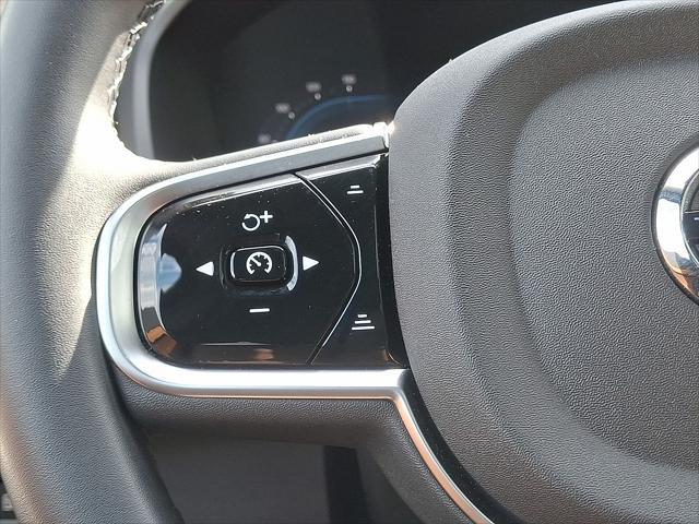 2025 Volvo XC90 Plug-In Hybrid T8 Plus 7-Seater