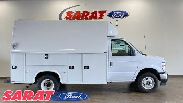 2025 Ford E-350 Cutaway E-350 SRW 138 WB for sale in Agawam, MA