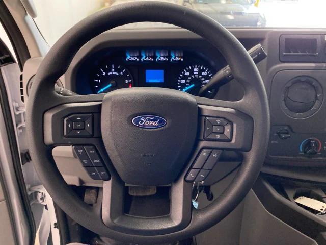 2025 Ford E-350 Cutaway E-350 SRW 138 WB