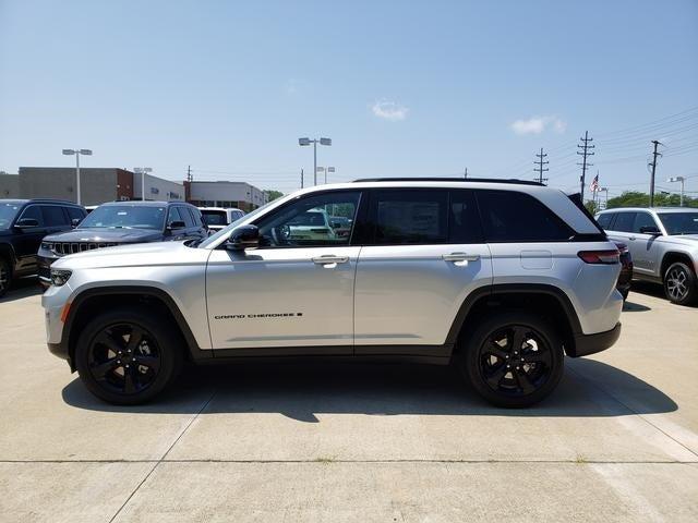 2025 Jeep Grand Cherokee GRAND CHEROKEE ALTITUDE X 4X4