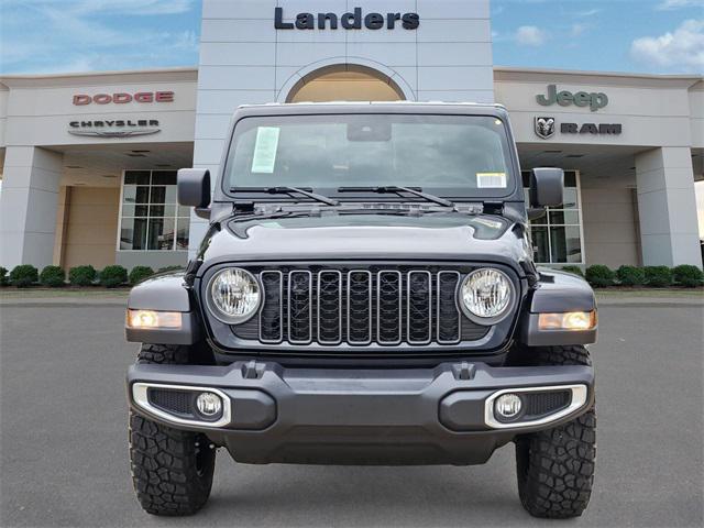 2025 Jeep Gladiator GLADIATOR HIGH TIDE 4X4