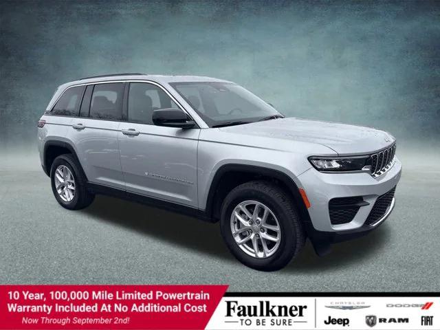 2025 Jeep Grand Cherokee GRAND CHEROKEE LAREDO X 4X4