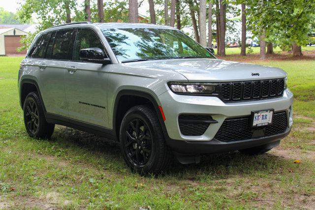 2025 Jeep Grand Cherokee GRAND CHEROKEE ALTITUDE 4X4