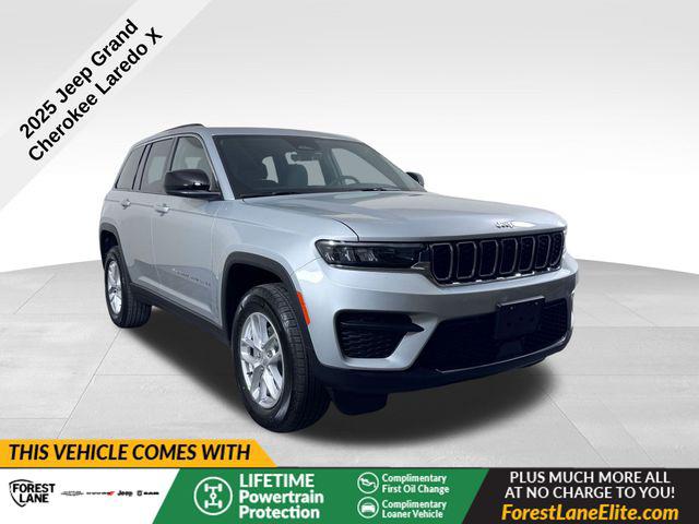 2025 Jeep Grand Cherokee GRAND CHEROKEE LAREDO X 4X2