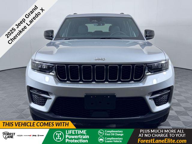 2025 Jeep Grand Cherokee GRAND CHEROKEE LAREDO X 4X2
