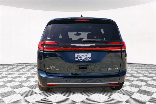 New 2025 Chrysler Pacifica Hybrid Select New 2025 Chrysler Pacifica Hybrid Select