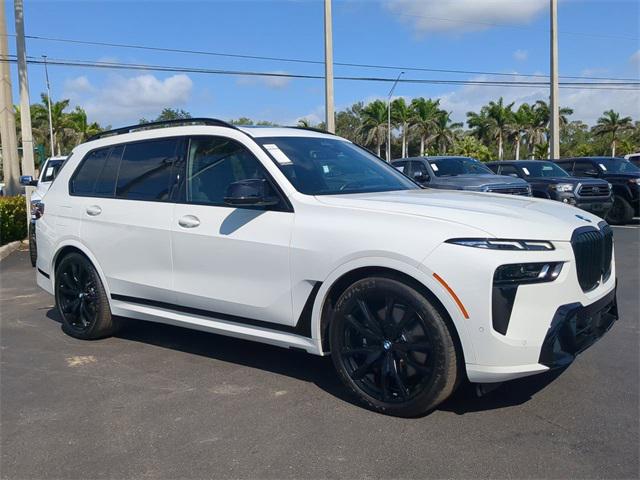2024 BMW X7 M60i