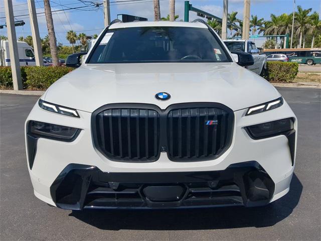 2024 BMW X7 M60i